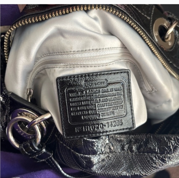 Coach Vintage Alex Signature Black Patent Leather Tote Bag - Picture 9 of 9